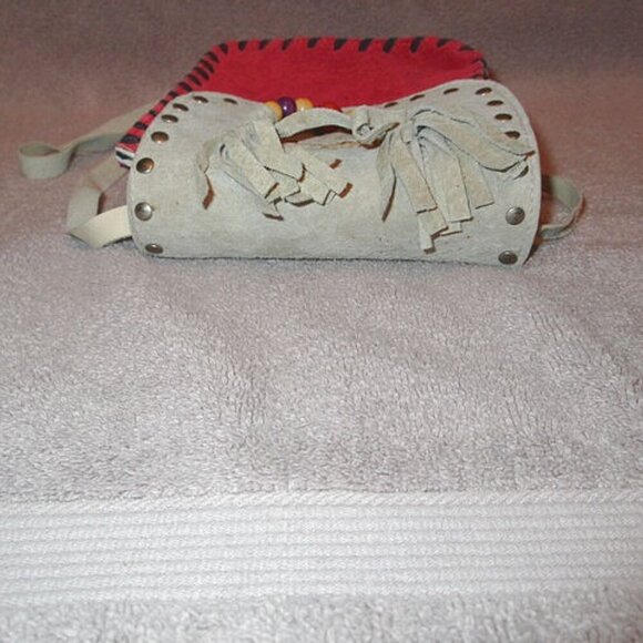 Native American Leather Medicine Bag Purse Beaded Tribal Crossbody Conchos Boho - Picture 9 of 12
